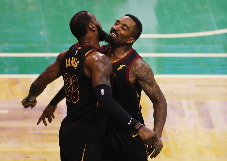 詹杜季后赛四度对决 湖人伤病潮下迎战火箭