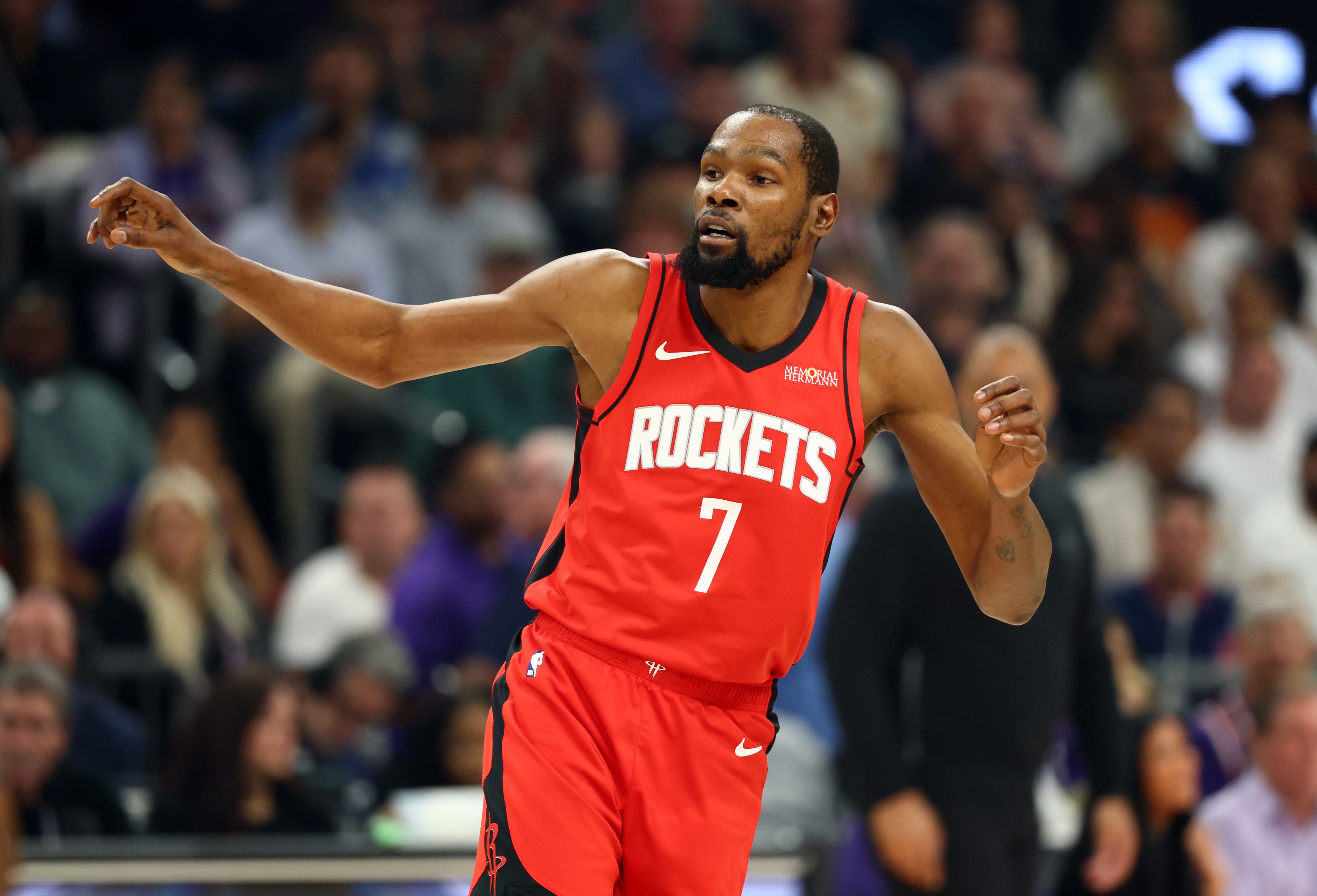 杜兰特G1缺阵火箭进攻瘫痪 若G2不复出系列赛天平或倒向湖人