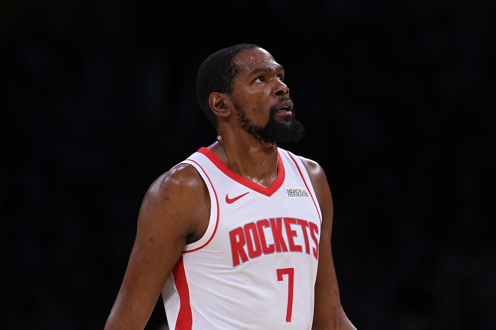 杜兰特左脚踝扭伤G3出战成疑 此前右膝髌腱深度挫伤带伤复出