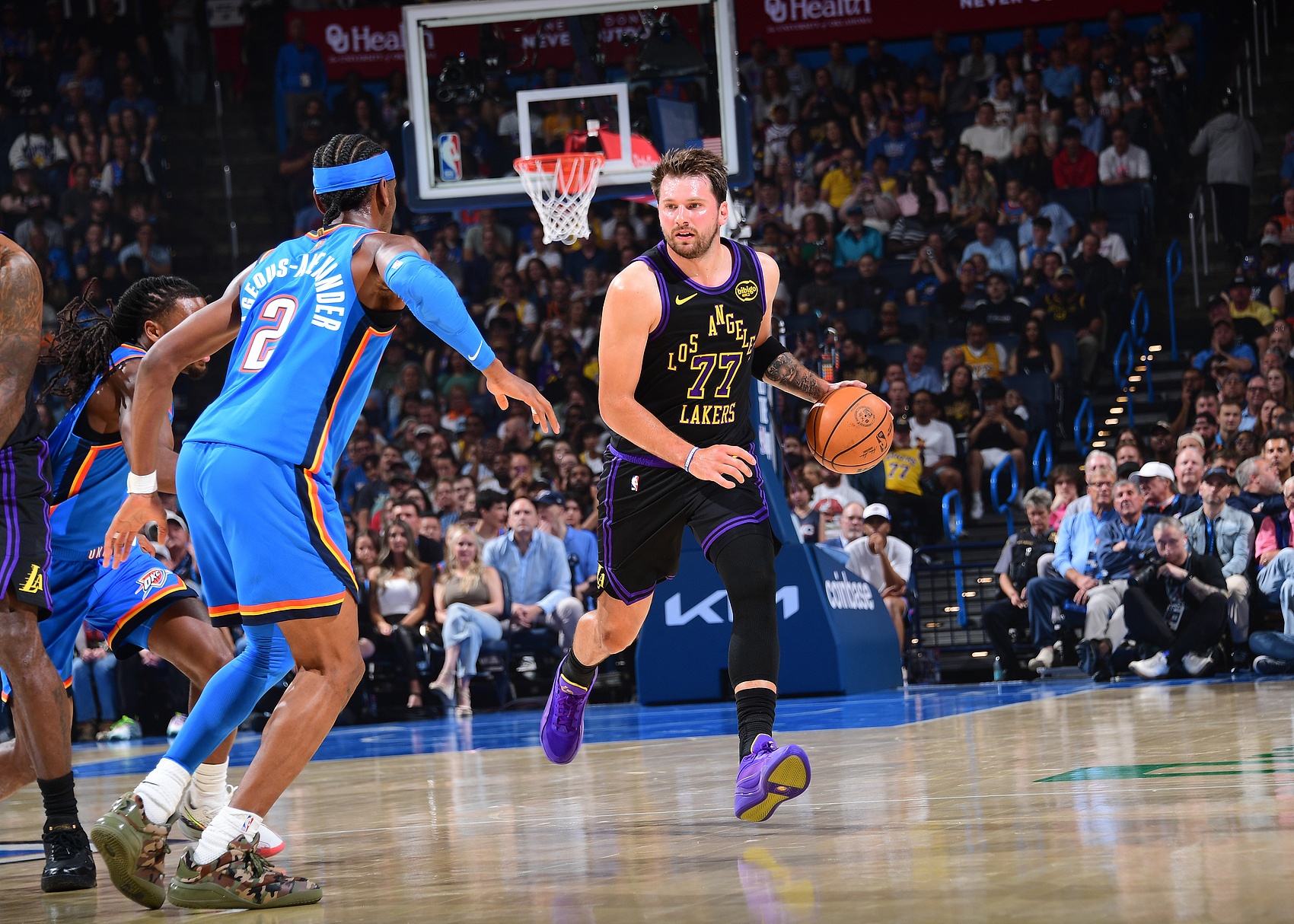 单核湖人遭雷霆血虐44-21首节崩盘 Skip：无东契奇反增胜算