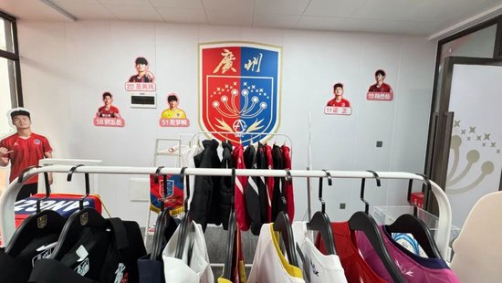 中乙首例：广州蒲公英品牌形象店落地越秀山