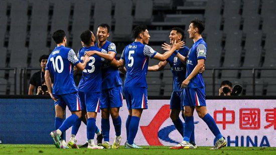 申花3-0津门虎半程35分净胜球劣势暂居次席 斯卢茨基痛心两场失分