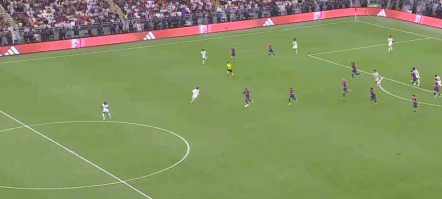 巴萨5-2皇马夺西超杯：亚马尔莱万拉菲尼亚多点开花