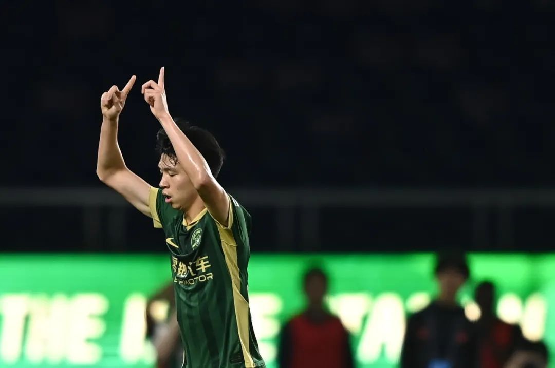 王钰栋30米重炮+弗兰克点射 浙江2-1终结四轮不胜