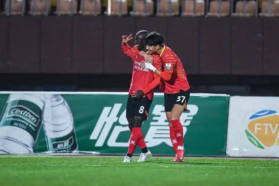 邦本宜裕四助攻安以恩大四喜 辽宁铁人7-1创队史最大比分胜利 邦本宜裕四助攻安以恩大四喜 辽宁铁人7-1创队史最大比分胜利