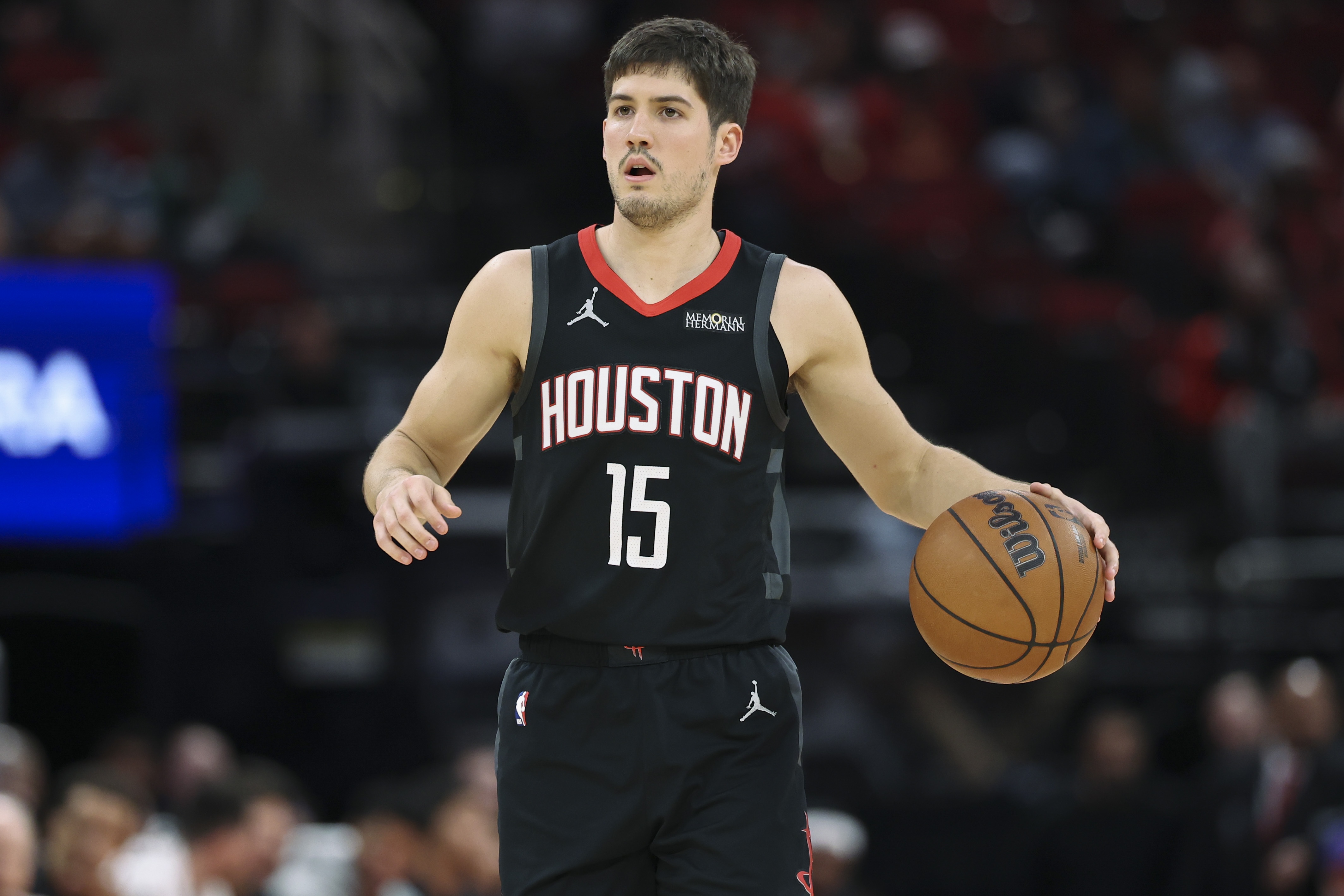护球短板阻断晋升路 谢泼德难接范弗里特衣钵